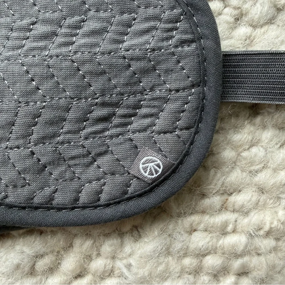 [NWOT] Therabody First Class Eye Mask
